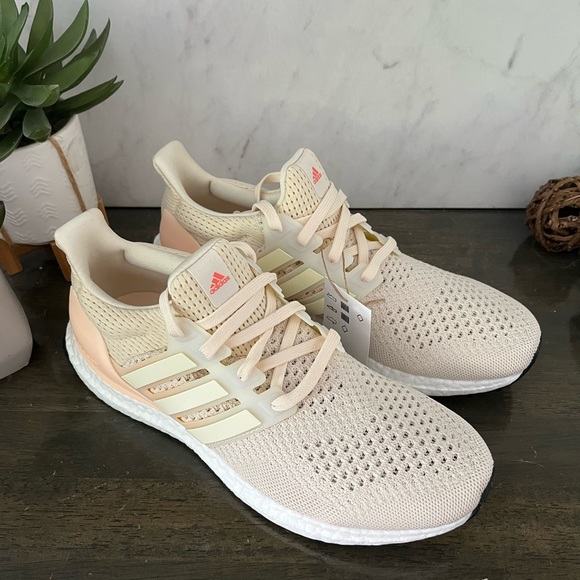 adidas UltraBOOST 1.0 DNA Ecru Tint Coral - Picture 7 of 9